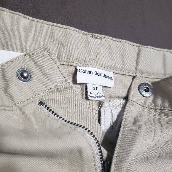 Calvin Klein Khaki Jean Shorts Adjustable Waistband Tan Colour 100% Cotton 3T - Picture 3 of 4